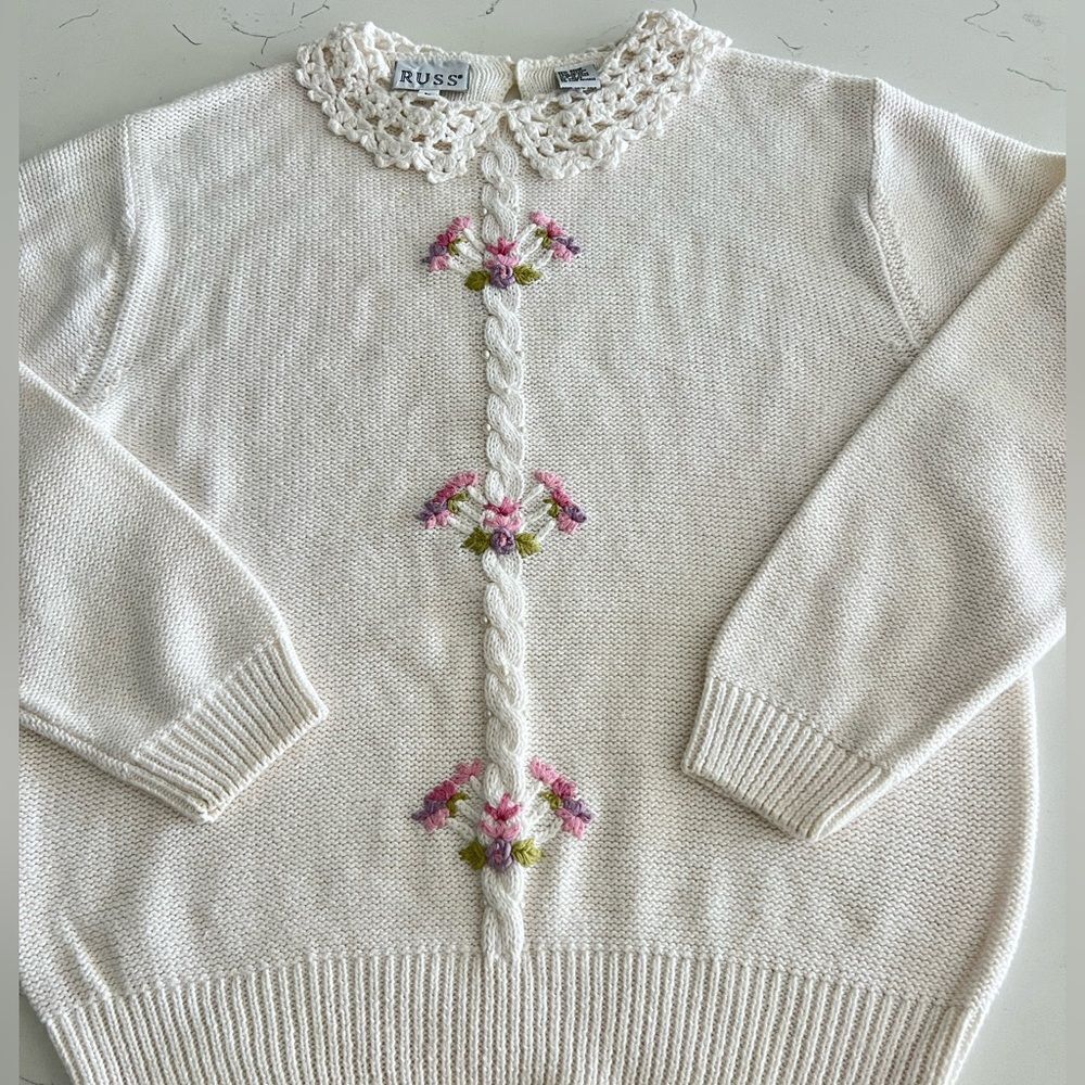 Vintage Russ Peter Pan collar sweater size M
